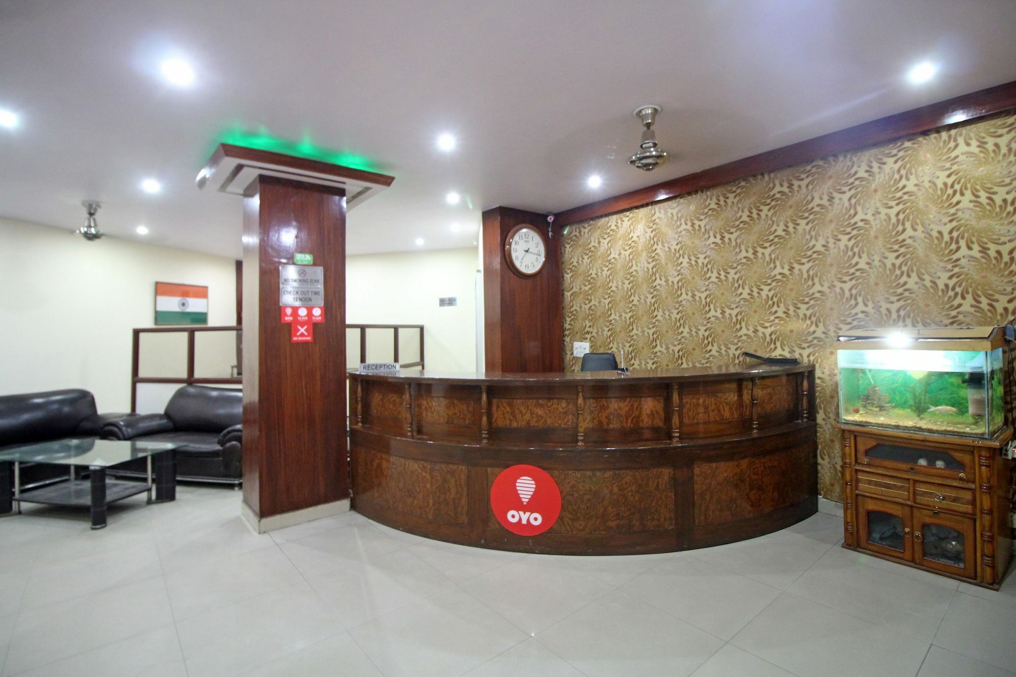Super Hotel O Global นิวเดลี ภายนอก รูปภาพ