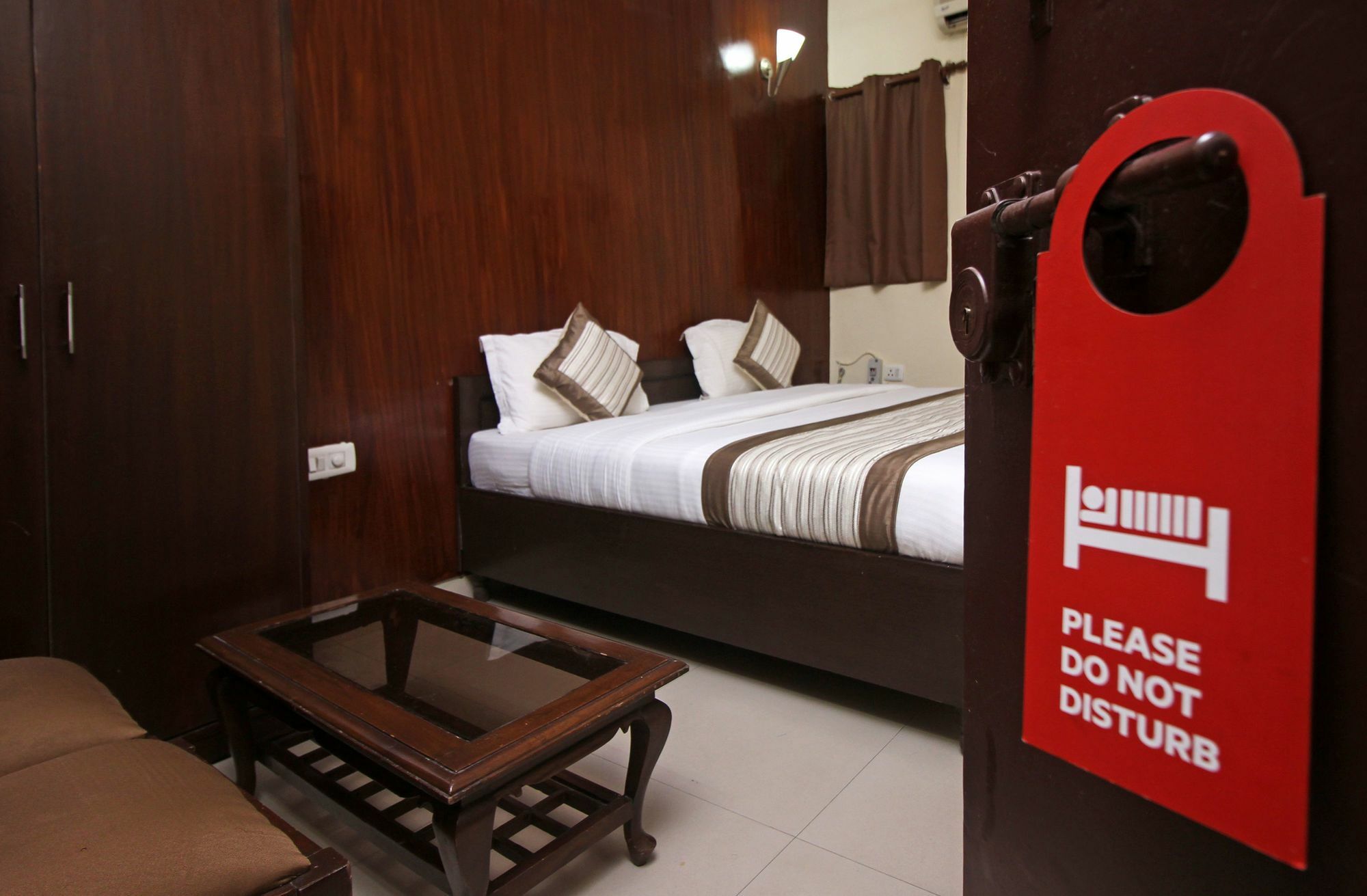 Super Hotel O Global นิวเดลี ภายนอก รูปภาพ